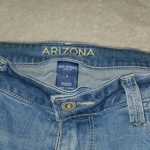 Arizona Womens 9 Jeans